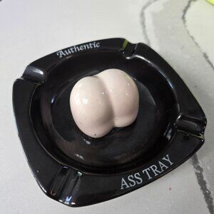Authentic Ceramic Novelty Ashtray With Cheeky Design For Smoker "ass tray" funny